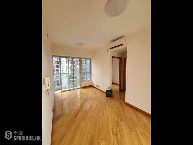 Sheung Wan - Manhattan Avenue 01