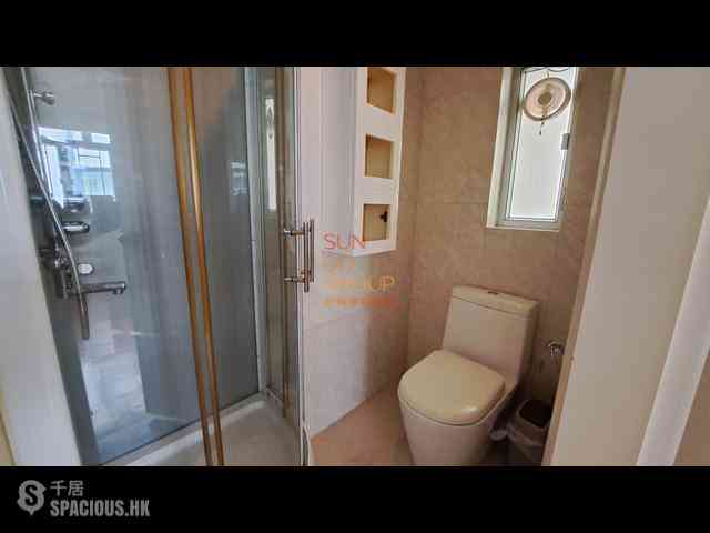 Mid Levels Central - 6B-6E, Bowen Road 13