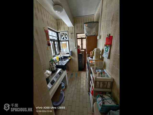 Kennedy Town - Leader House 05