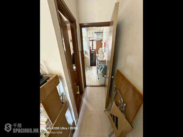 Kennedy Town - Leader House 07