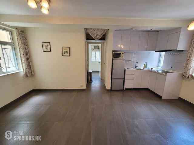 Fortress Hill - Kwong Chiu Terrace Block B 01
