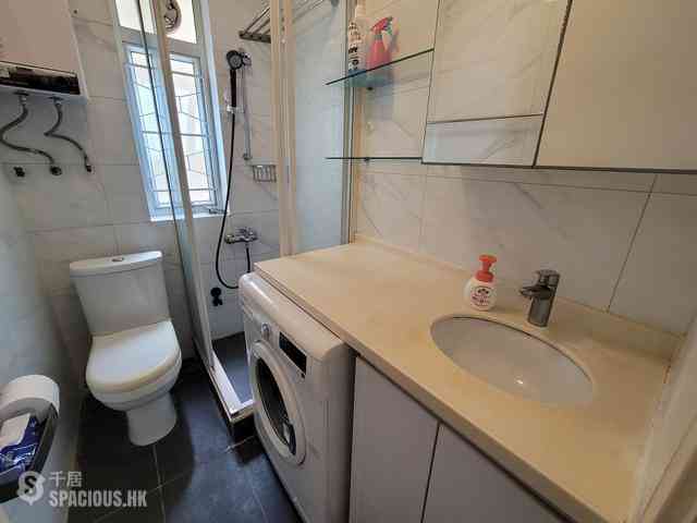 Fortress Hill - Kwong Chiu Terrace Block B 06