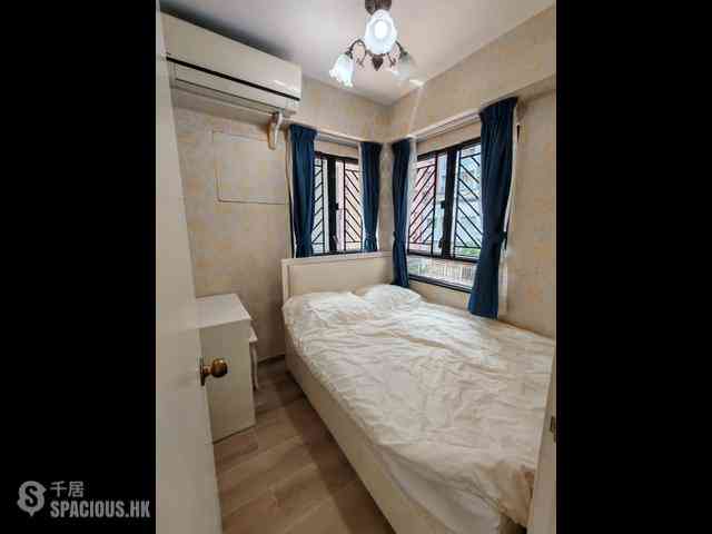 Shek Tong Tsui - Hill Court 03
