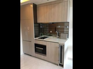 Sai Ying Pun - King's Hill 02