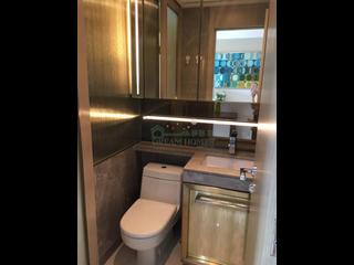 Sai Ying Pun - King's Hill 05