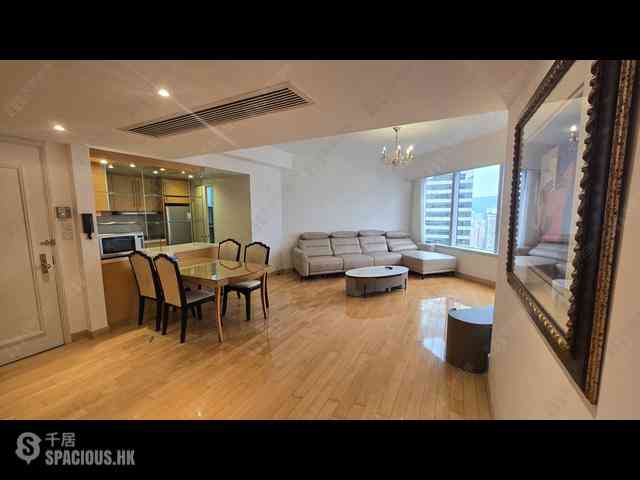 Wan Chai - Convention Plaza Apartments 02