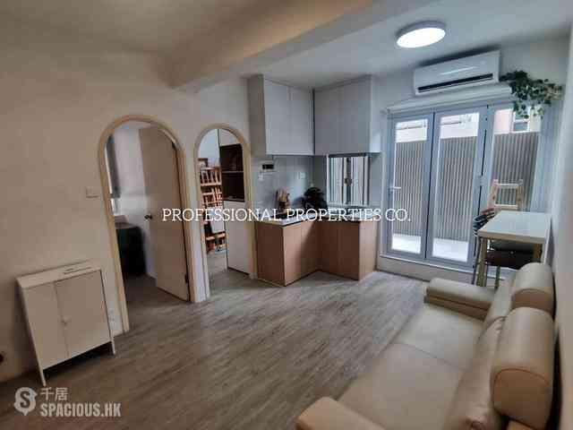 Sai Ying Pun - Kam Kwan Building 05