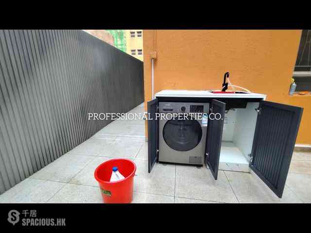 Sai Ying Pun - Kam Kwan Building 07