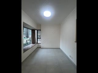 大角咀 - 维港湾5座 06