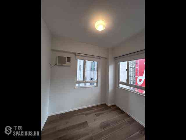 Wan Chai - Tung Hey Mansion (Building) 04