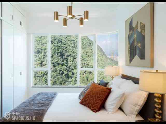 Mid Levels Central - Hillsborough Court 04
