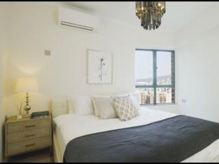 Mid Levels Central - Hillsborough Court 03