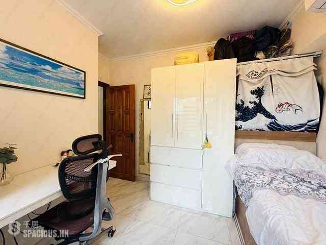 Mid Levels Central - Robinson Heights 06
