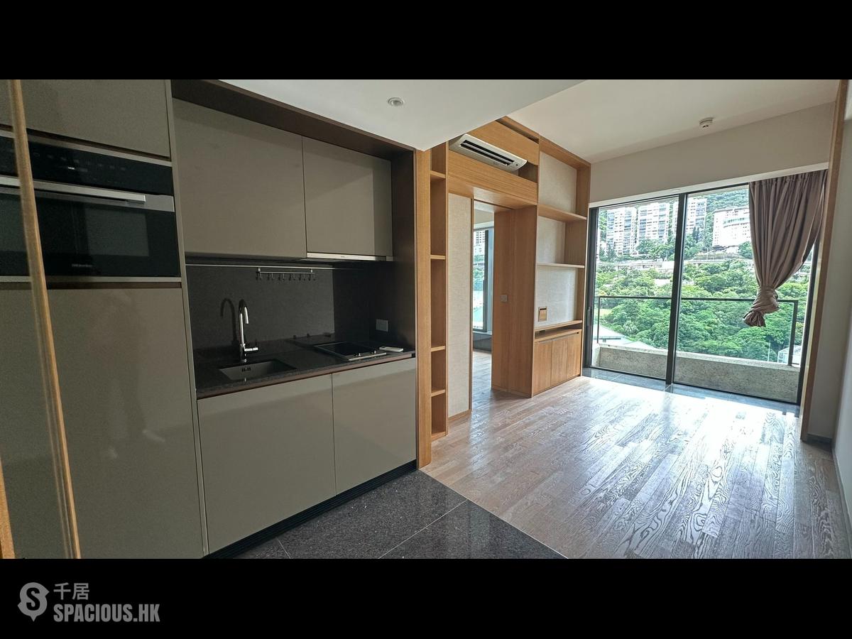 跑马地 - Eight Kwai Fong Happy Valley 01