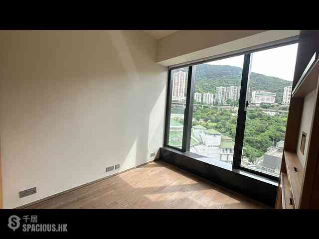 跑马地 - Eight Kwai Fong Happy Valley 03