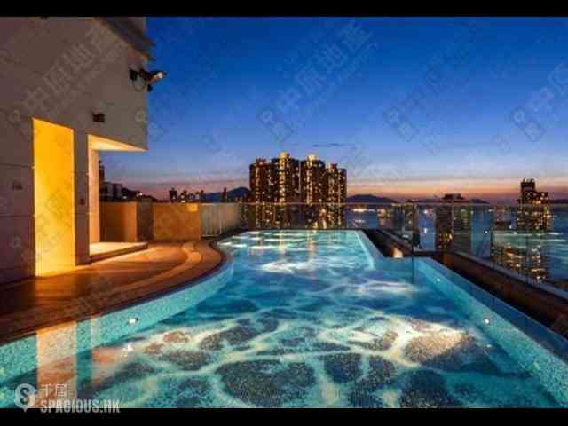 Sai Ying Pun - The Nova 13