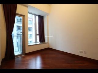 Wan Chai - The Avenue Phase 2 04