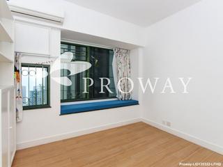 Mid Levels Central - Robinson Place Block 1 07