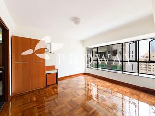 Mid Levels Central - The Grand Panorama 05