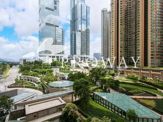 West Kowloon - The Arch 02