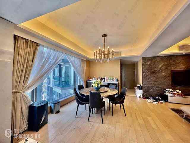 Sai Ying Pun - The Summa Block 1 04