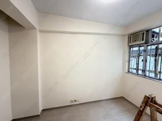 Wan Chai - Lee Wing Building 02