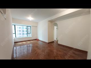 Mid Levels Central - Hillsborough Court Block 2 04