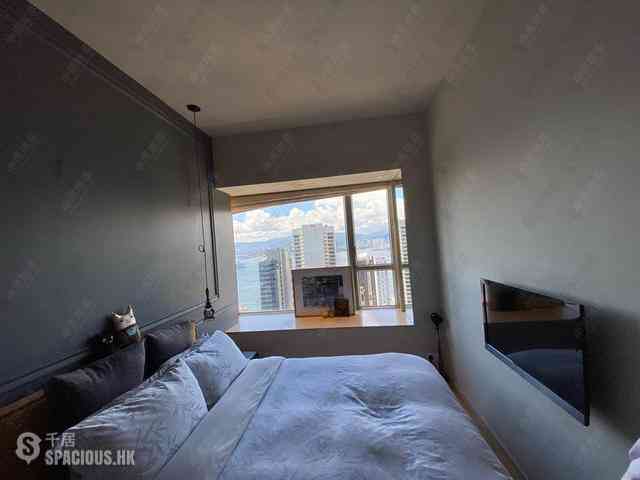 Sai Ying Pun - Island Crest Block 1 08
