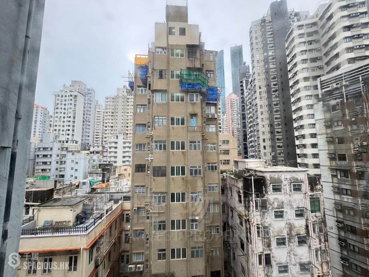 Happy Valley - Unique Tower 01