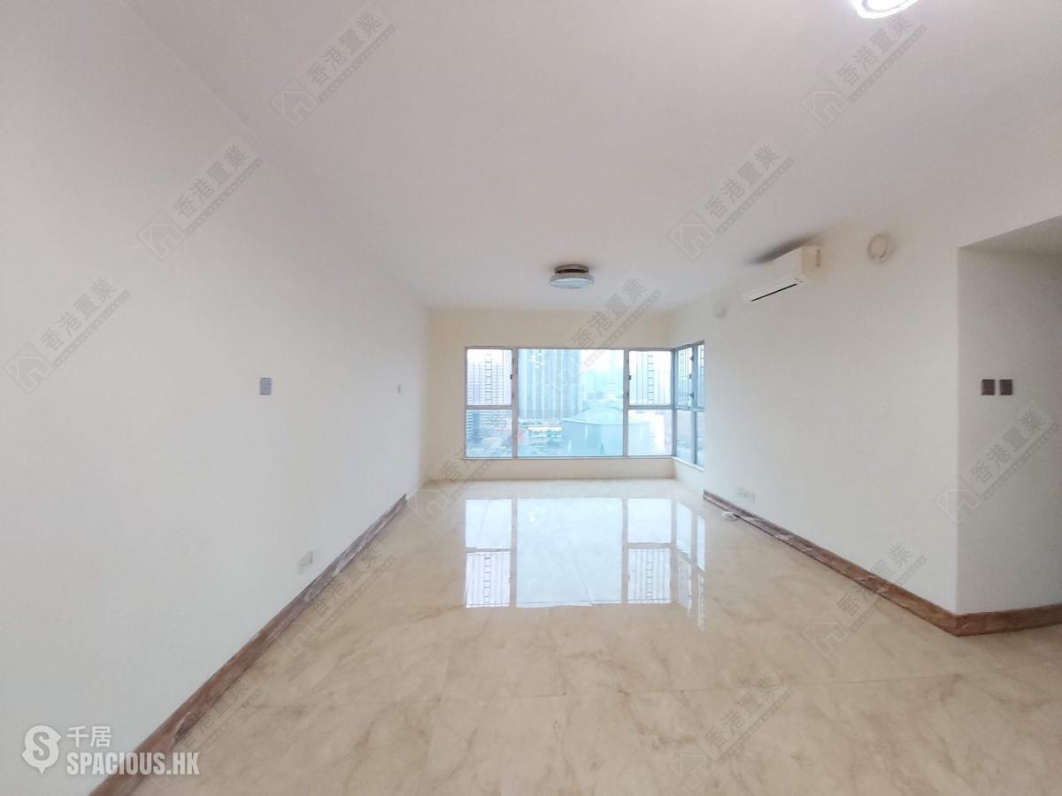 West Kowloon - The Waterfront 01