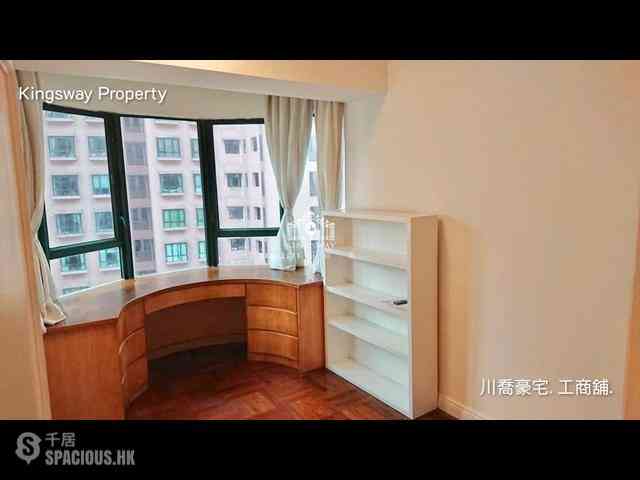 Mid Levels Central - Hillsborough Court Block 2 05