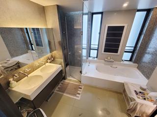 Mid Levels Central - 11, Macdonnell Road 04
