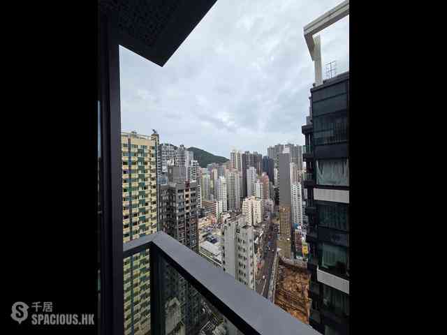 Sai Ying Pun - Two・Artlane 04