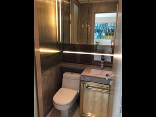 Sai Ying Pun - King's Hill 05