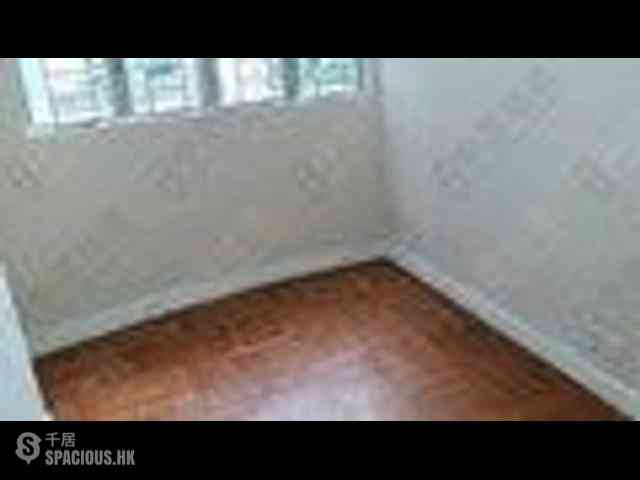 Mid Levels West - Hing Wah Mansions 01