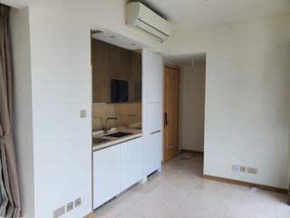 Sai Ying Pun - 63, Pokfulam 08