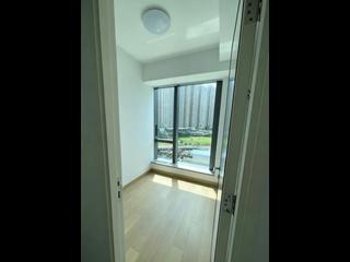 Tseung Kwan O - Capri Block 10A 04