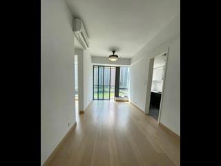 Tseung Kwan O - Capri Block 10A 06