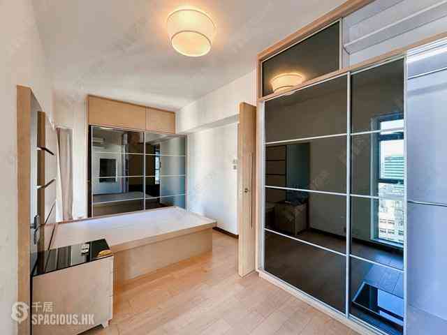 Wan Chai - Manrich Court 05
