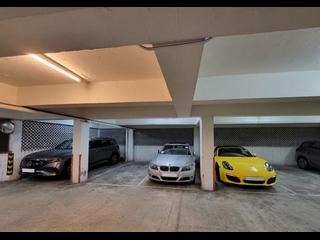 Mid Levels Central - Jing Tai Garden Mansion 08