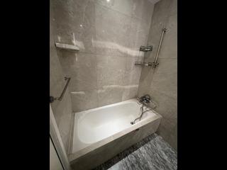Tseung Kwan O - Capri Block 7 07