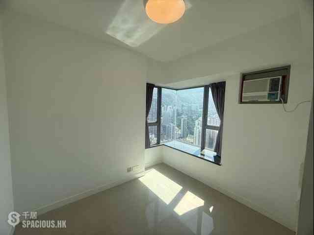 Kennedy Town - The Merton 01