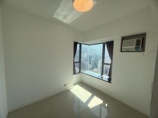 Kennedy Town - The Merton 06