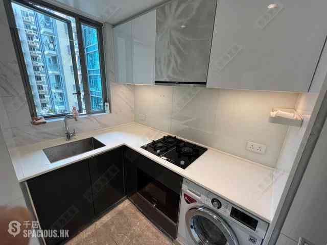 Tseung Kwan O - Capri Block 7 05
