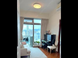 Wan Chai - The Avenue Phase 2 07