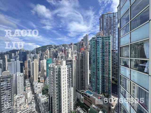 Soho - Centrestage 09