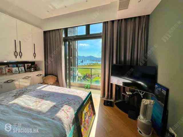 Tseung Kwan O - The Wings Ocean Wings Block 1 03