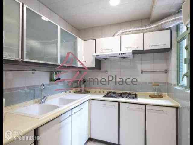 Mid Levels Central - Goldwin Heights 03