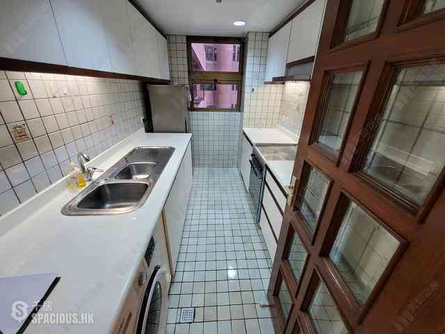 Tai Tam - Hong Kong Parkview Parkview Court Block 3 06