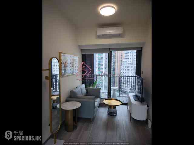 Sai Ying Pun - The Queens 01